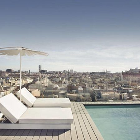 Yurbban Trafalgar Hotel Barcelona Exterior photo
